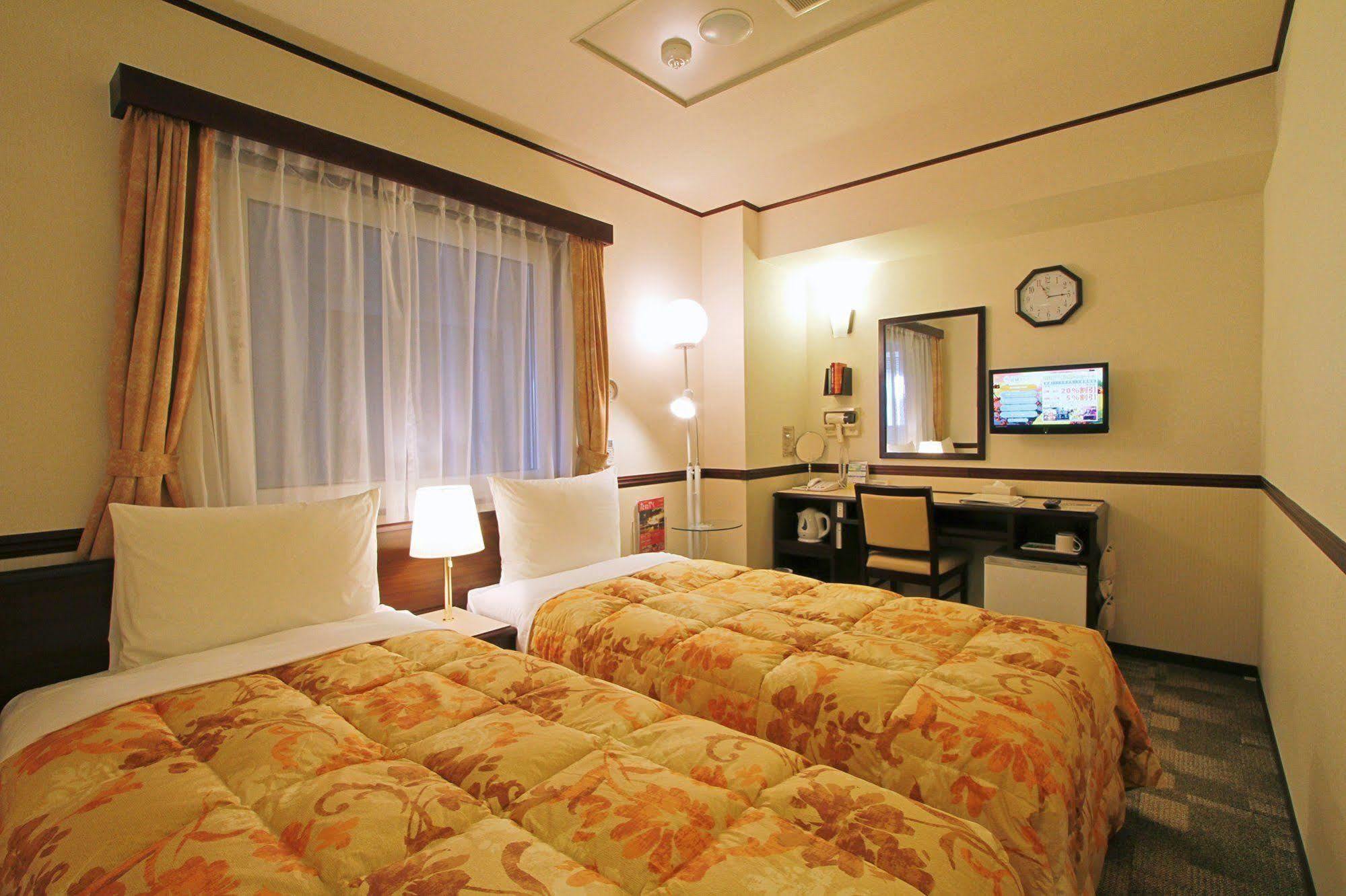 Hotel Toyoko Sakudaira-eki Asama-guchi